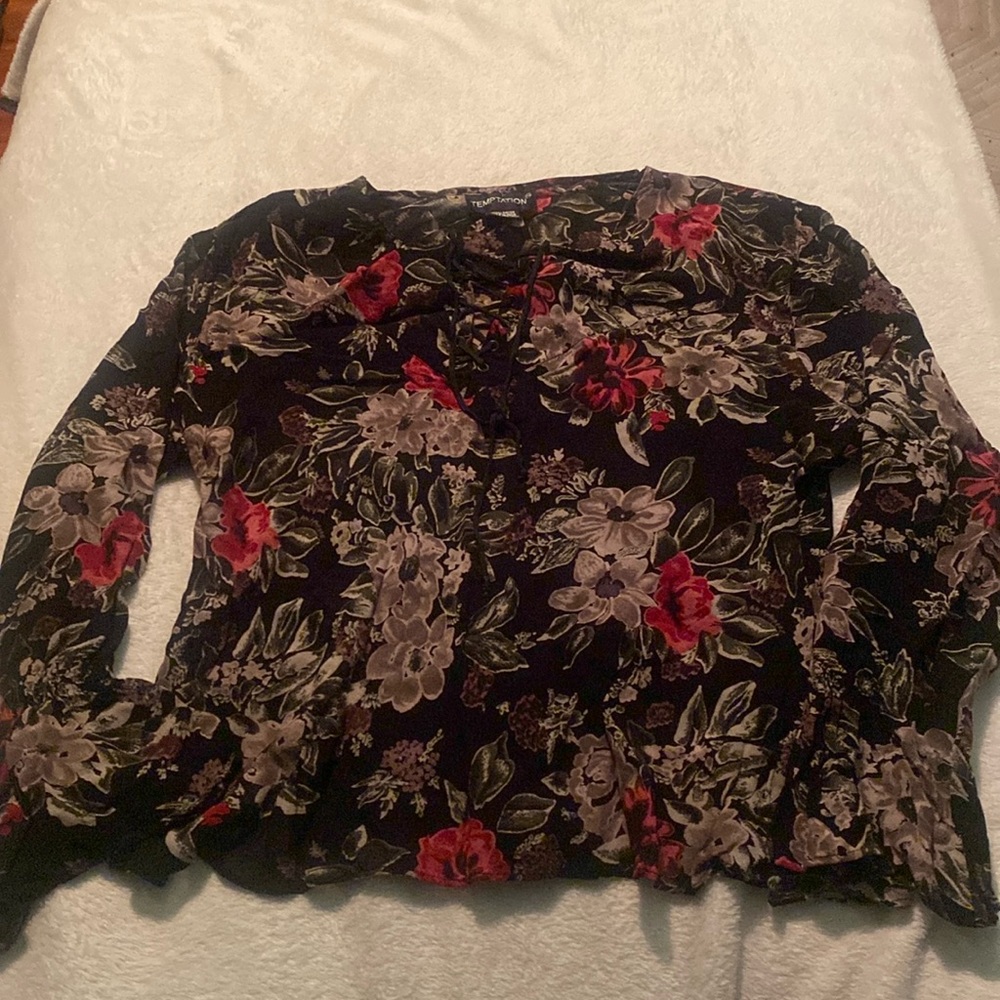Women’s dress wear long sleeve XL sheer top